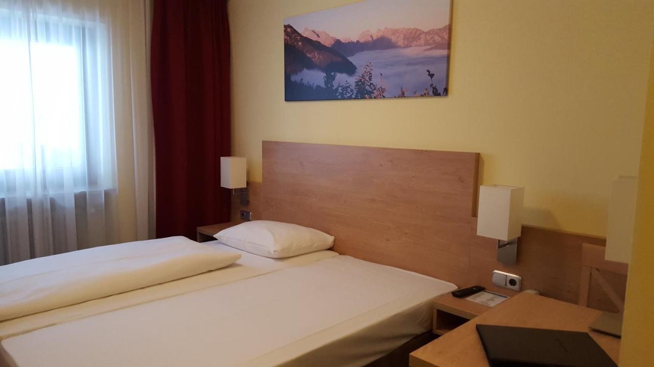 Alpen-Hotel Seimler ベルヒテスガーデン エクステリア 写真