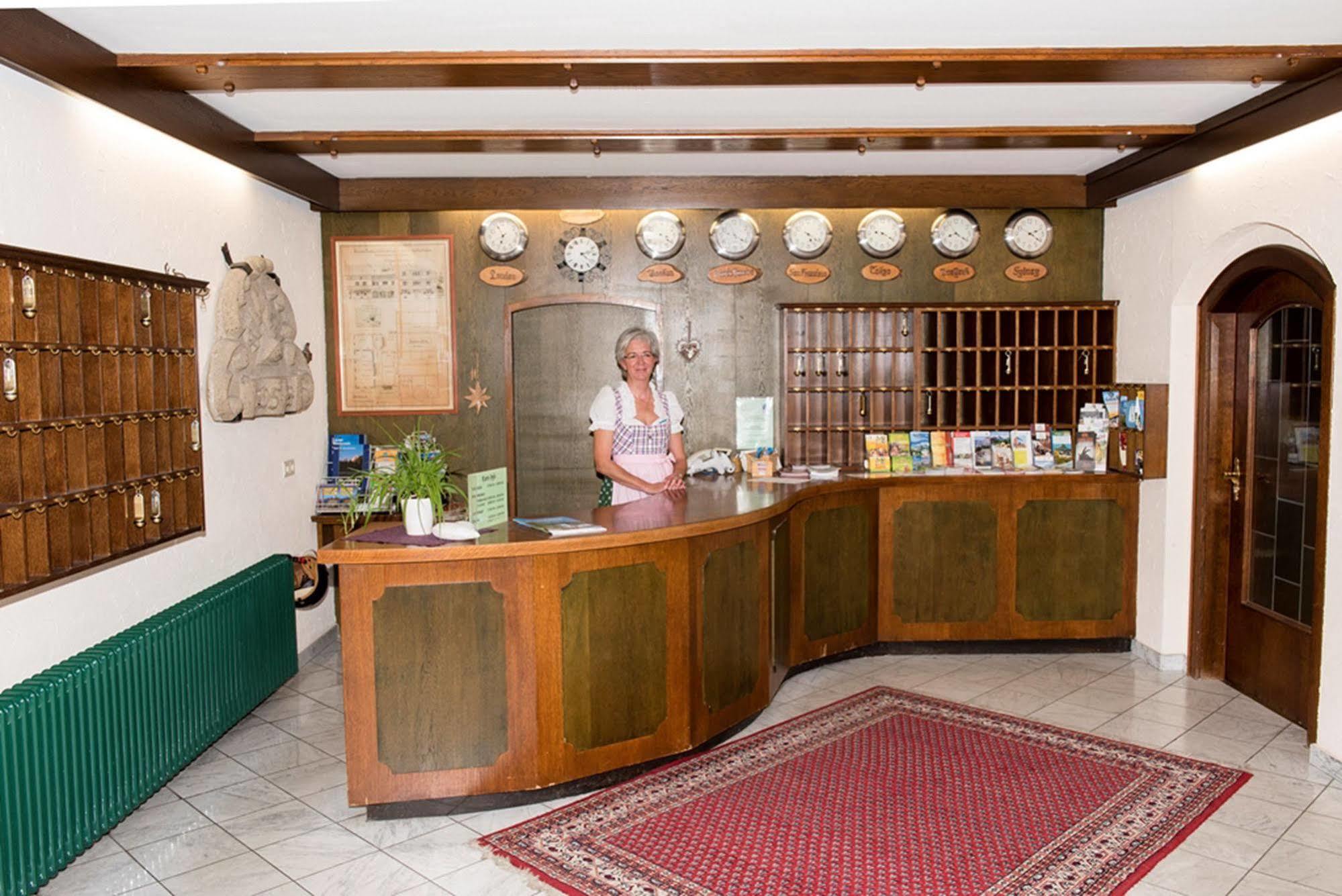Alpen-Hotel Seimler ベルヒテスガーデン エクステリア 写真